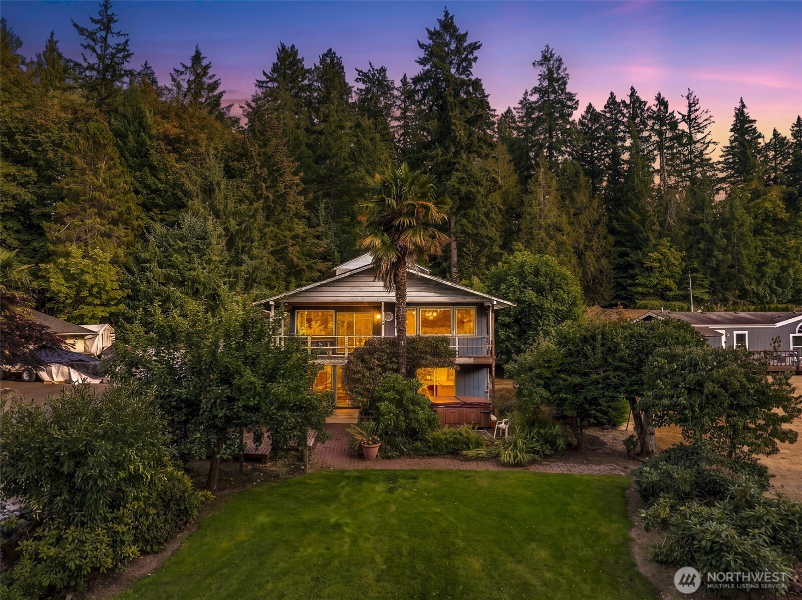 1220 166th Avenue Ct