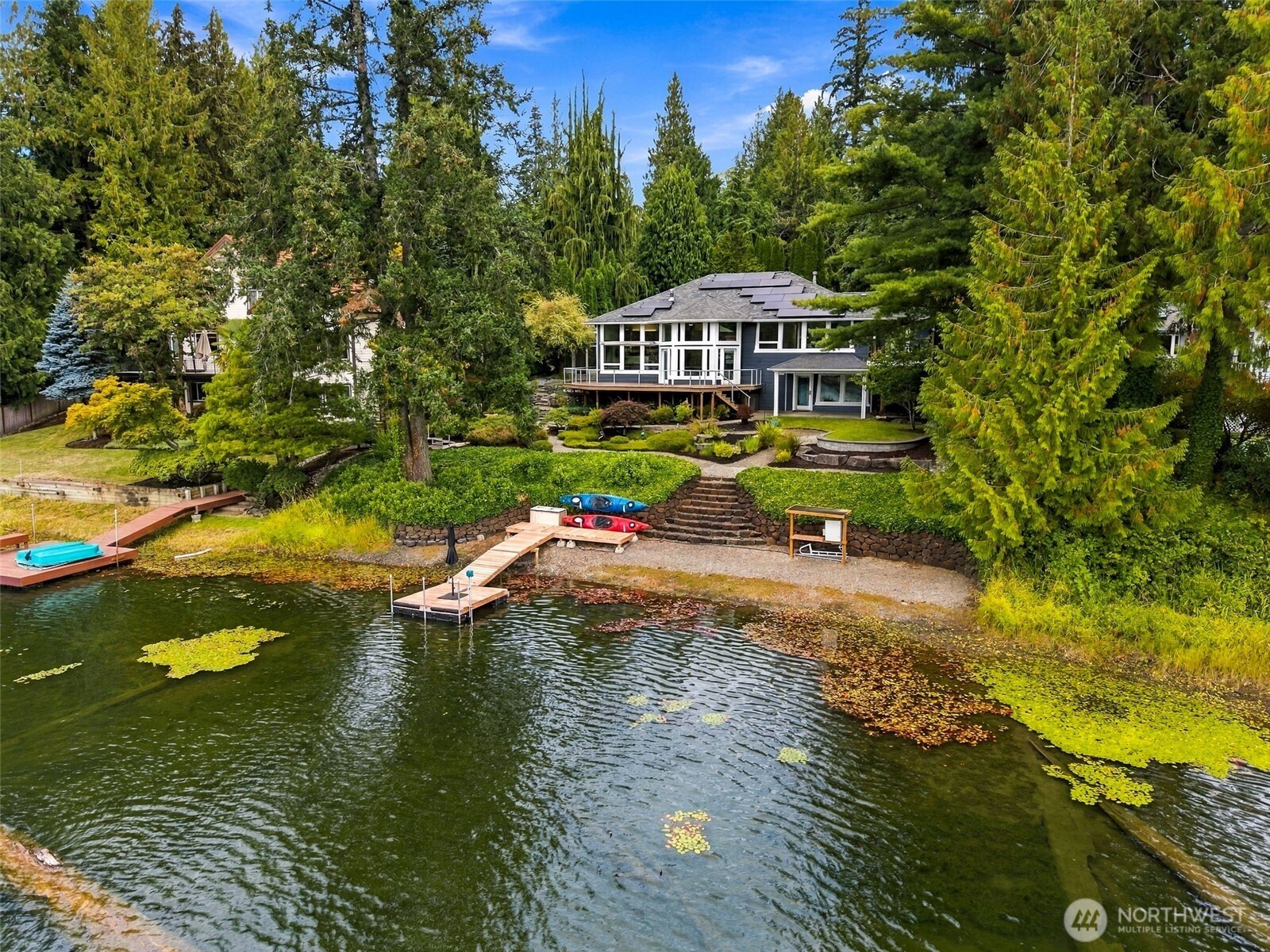 1537 Colonial Court