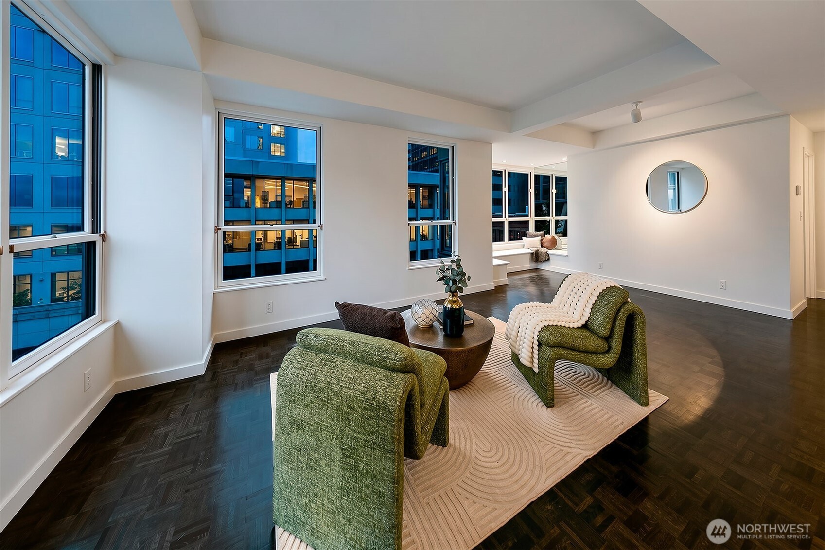 1107 1st Avenue #701