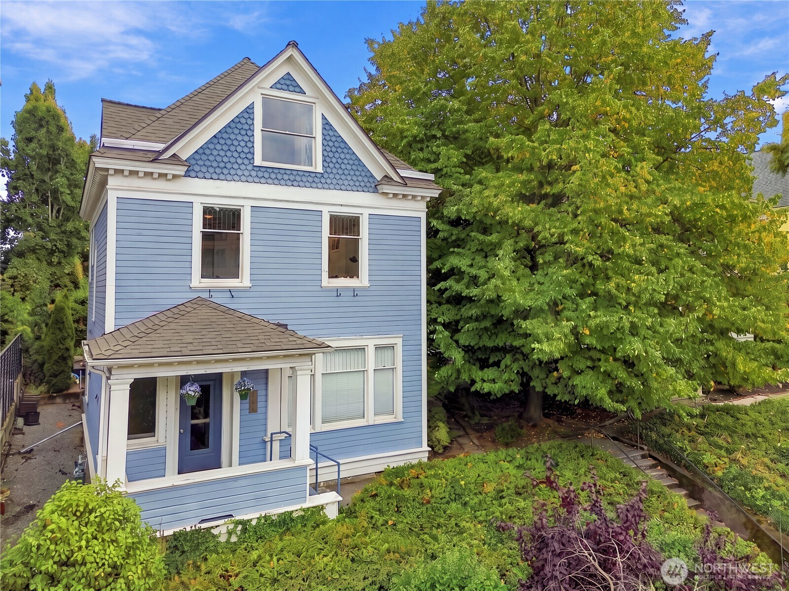 1424 Belmont Avenue #262