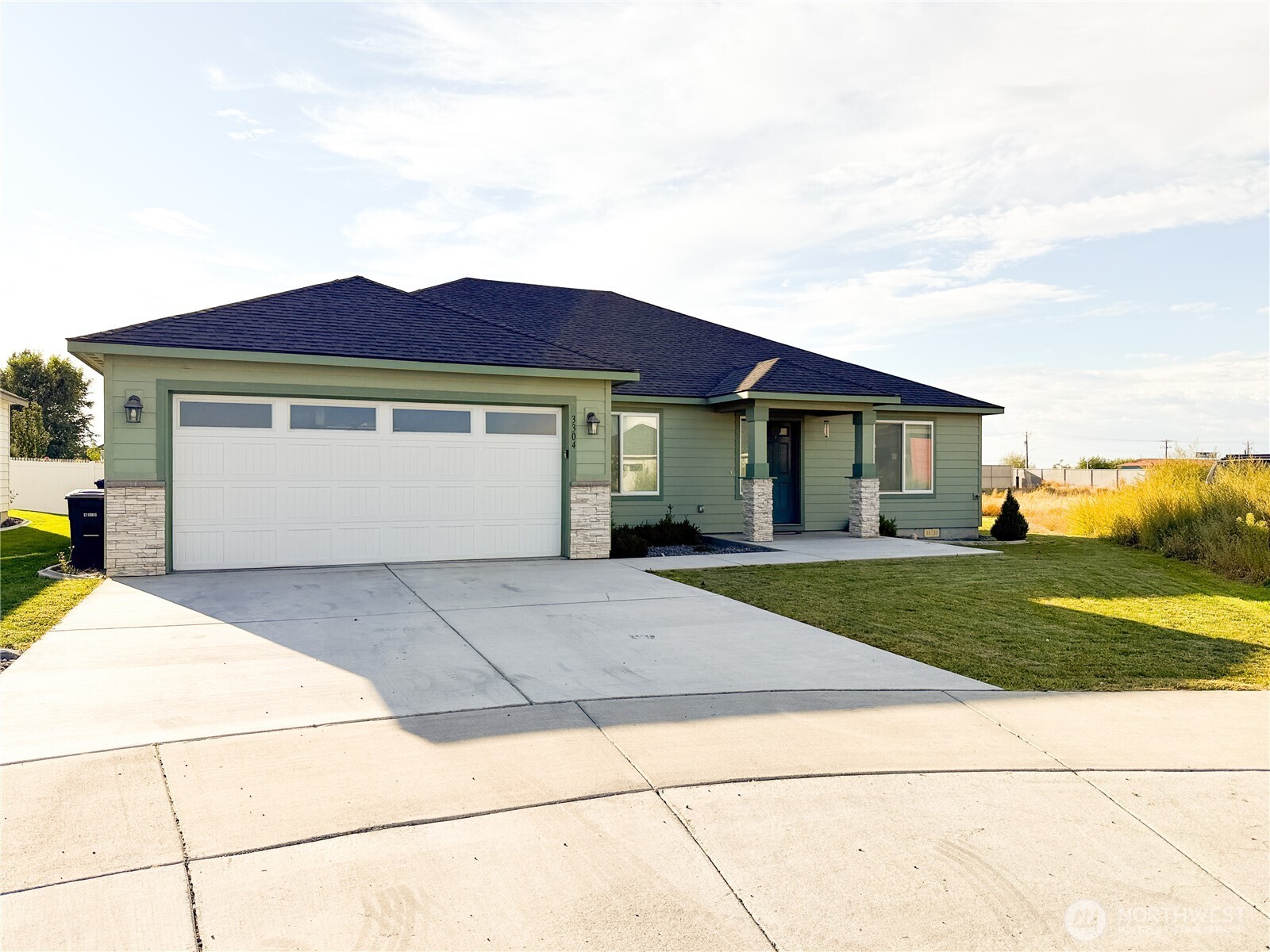 3304 Crabapple Court