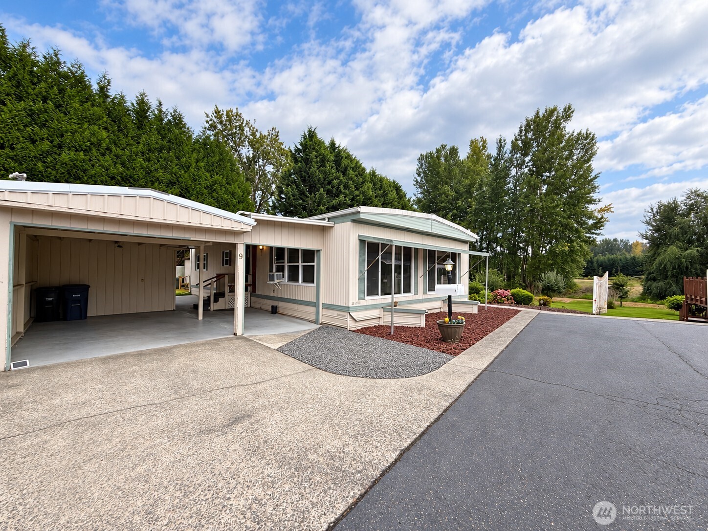 2322 Tacoma Road #9