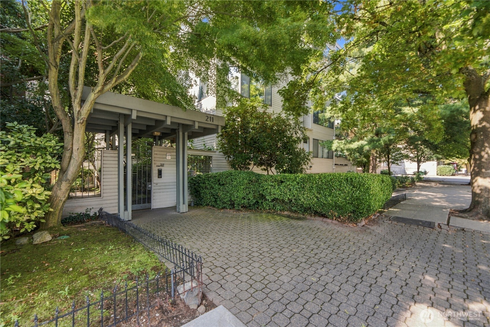 211 Summit Avenue #108
