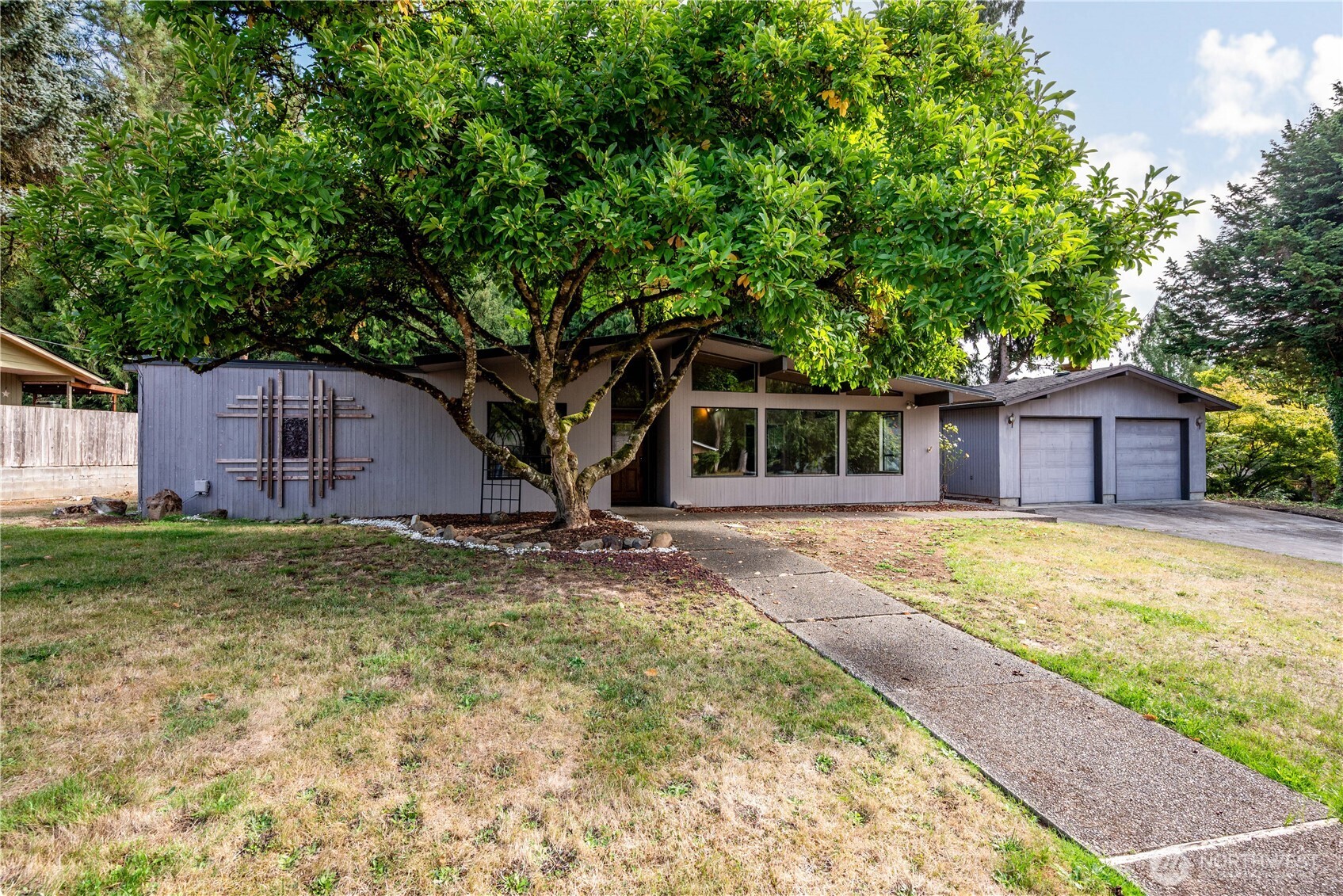 3560 Fairway Lane