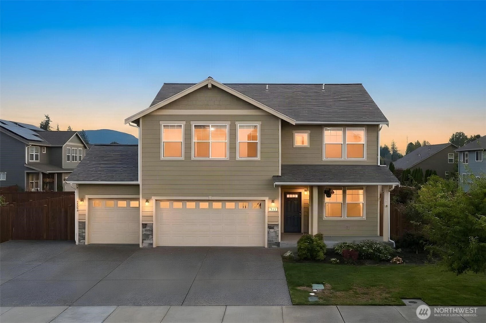 332 Cambridge Loop
