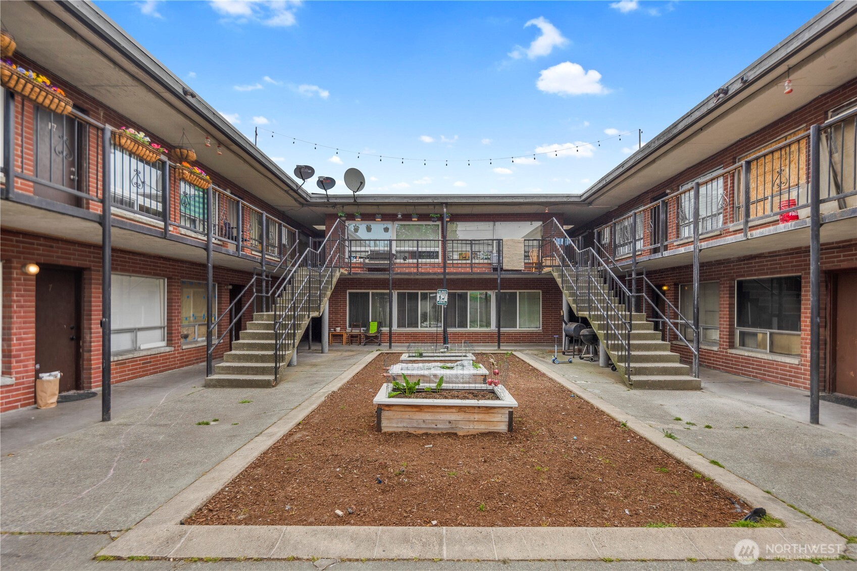 748 Cloverdale Street #14