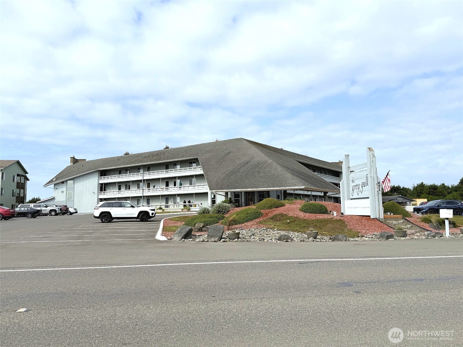 651 Ocean Shores Boulevard #108