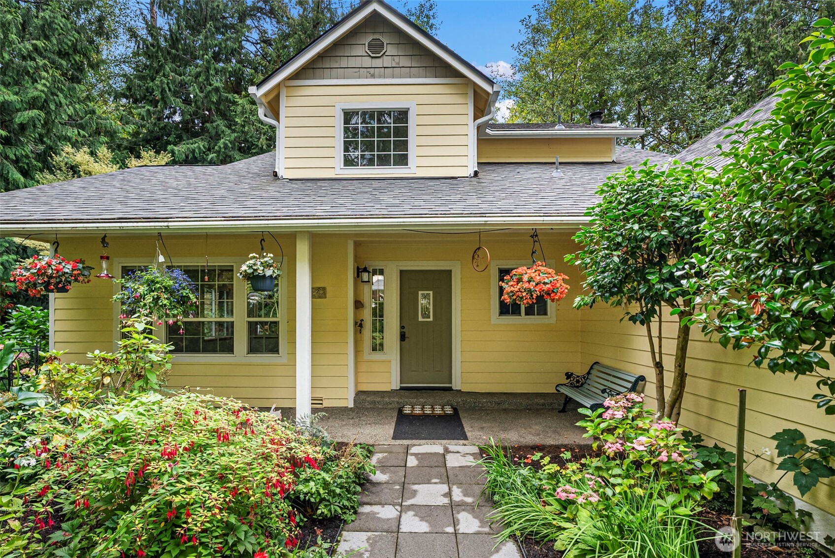 6001 Whale Dancer Court