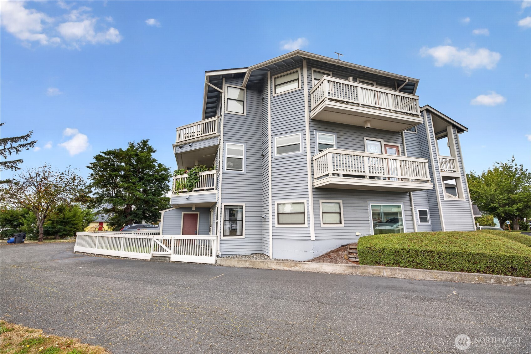 651 Bayshore Drive #A101