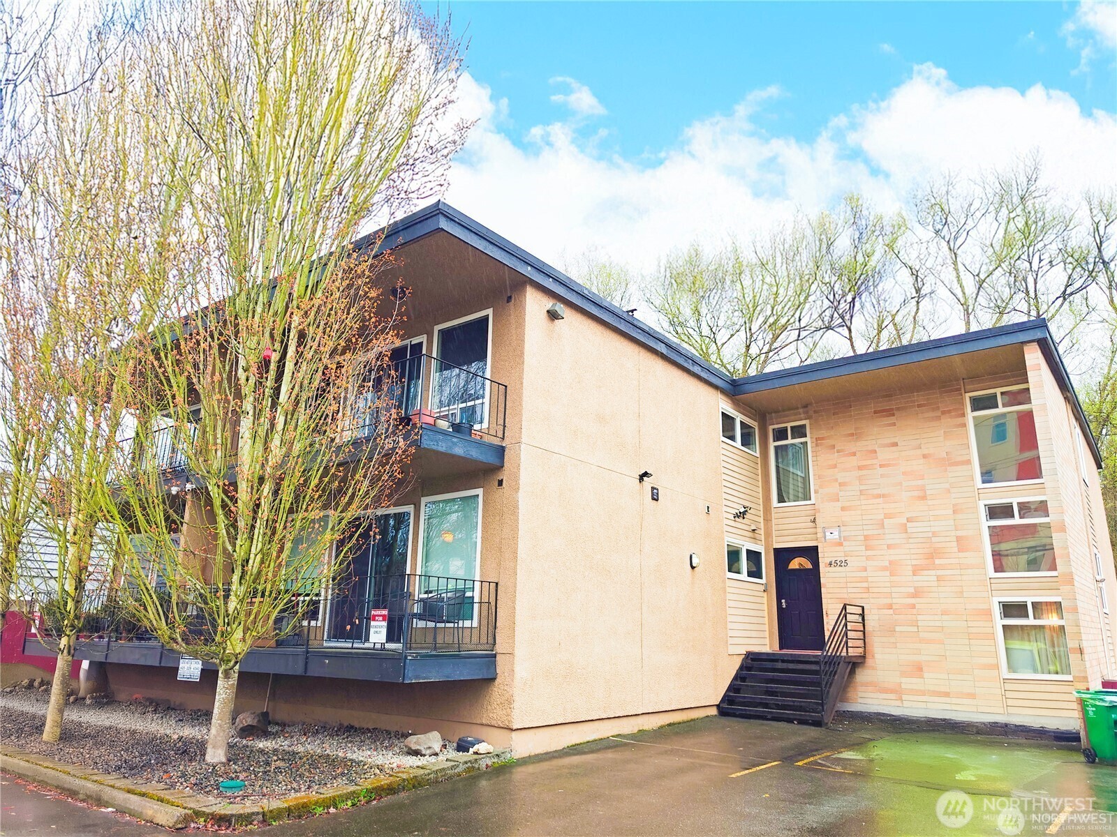 4525 Henderson Street #103