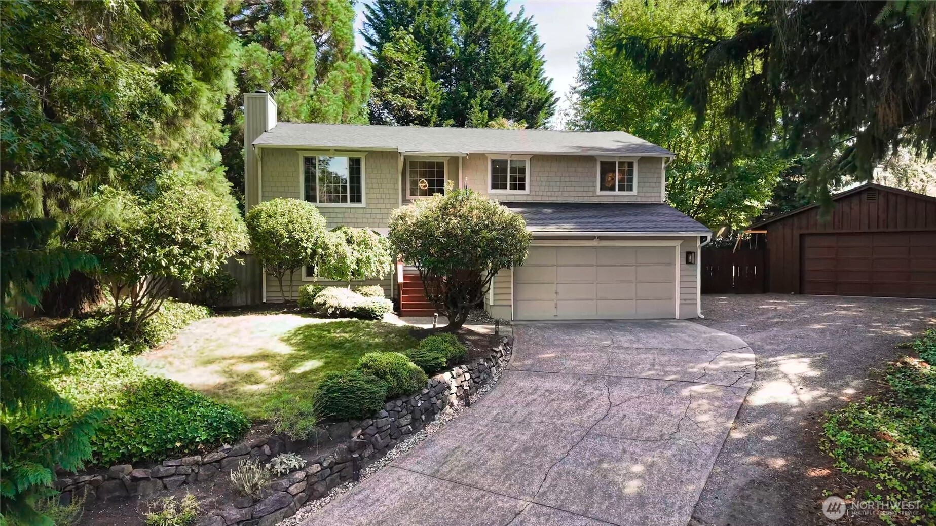 2213 Virginia Court