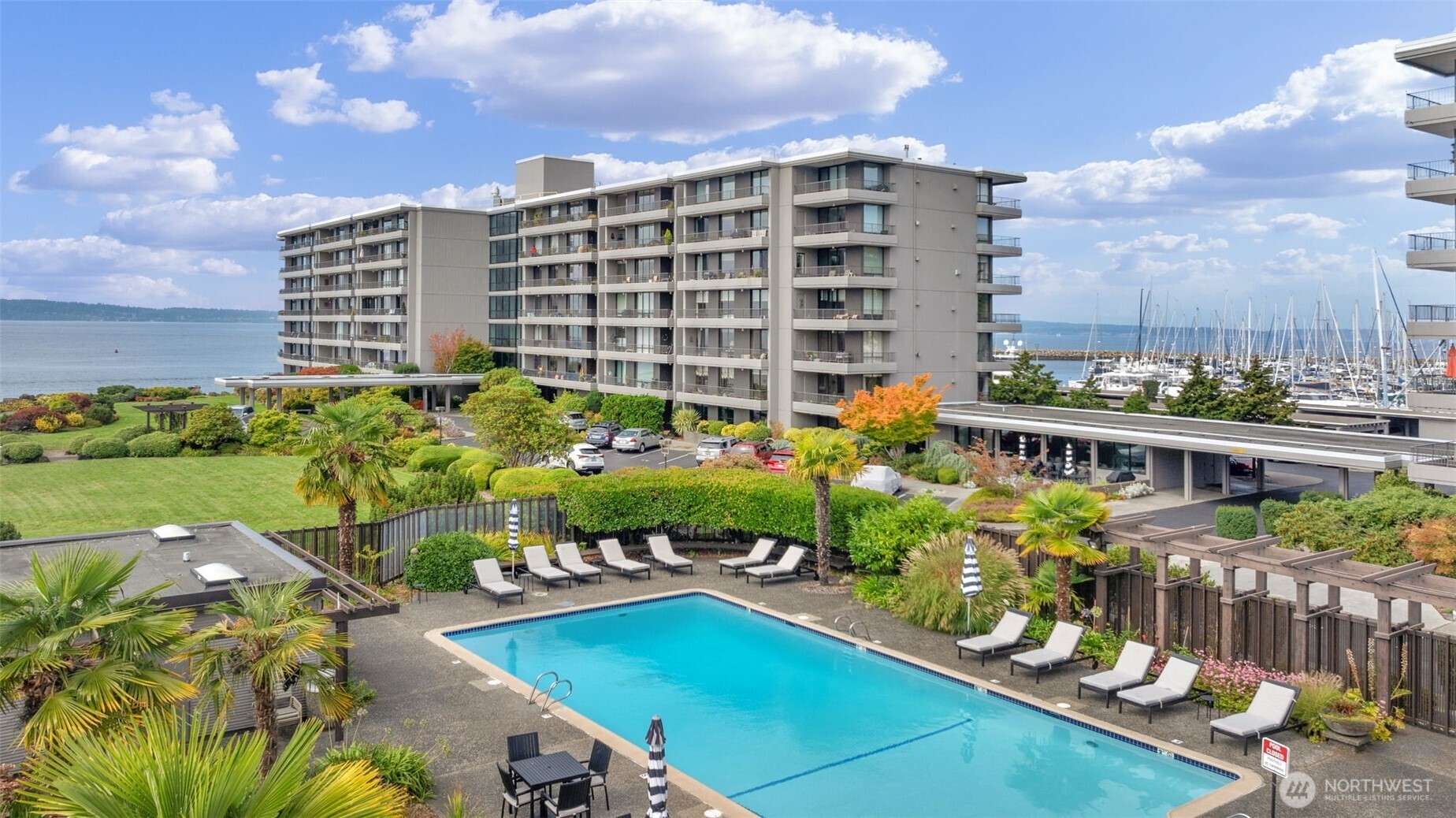 6533 Seaview Avenue #710A