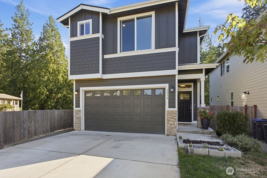 6614 Kayak Place