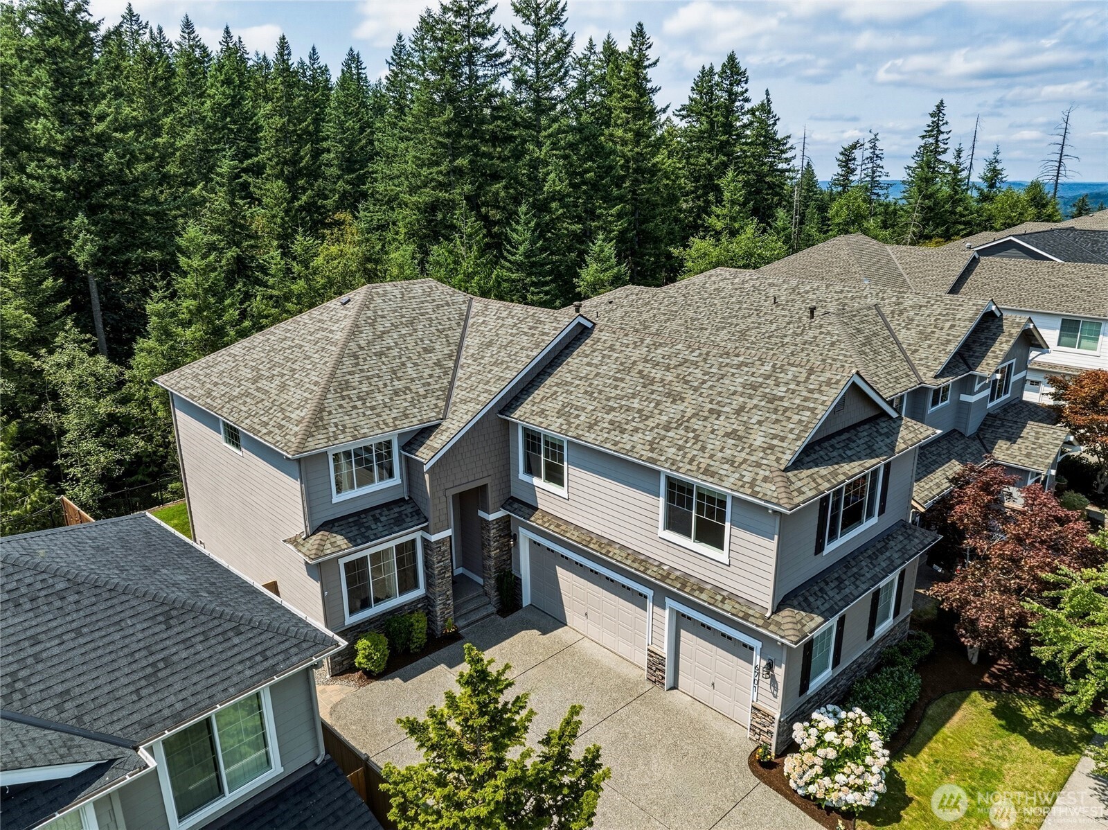 6701 Crest View Loop