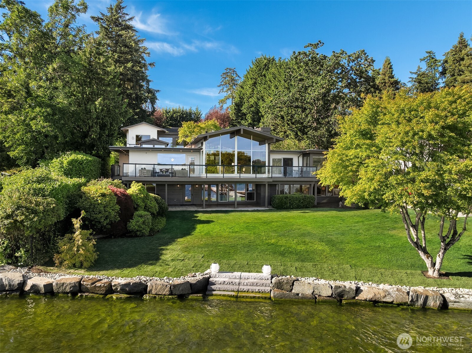 10929 Lake Road