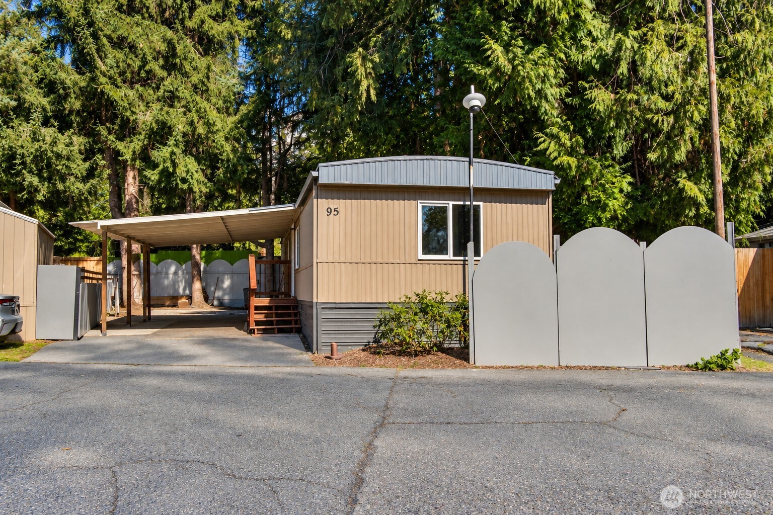 10515 Woodinville Dr #95