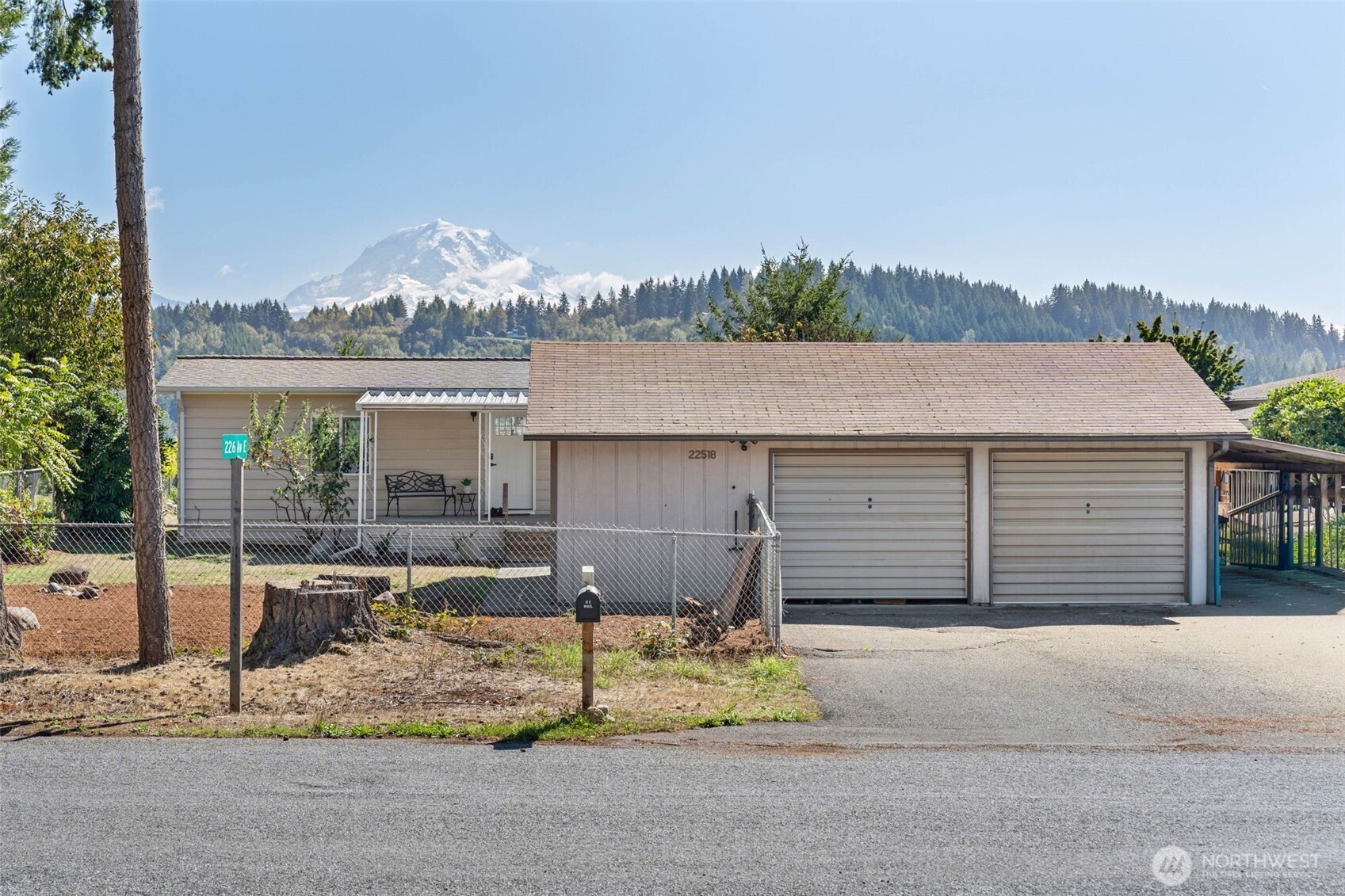 22518 Cedarview Drive E