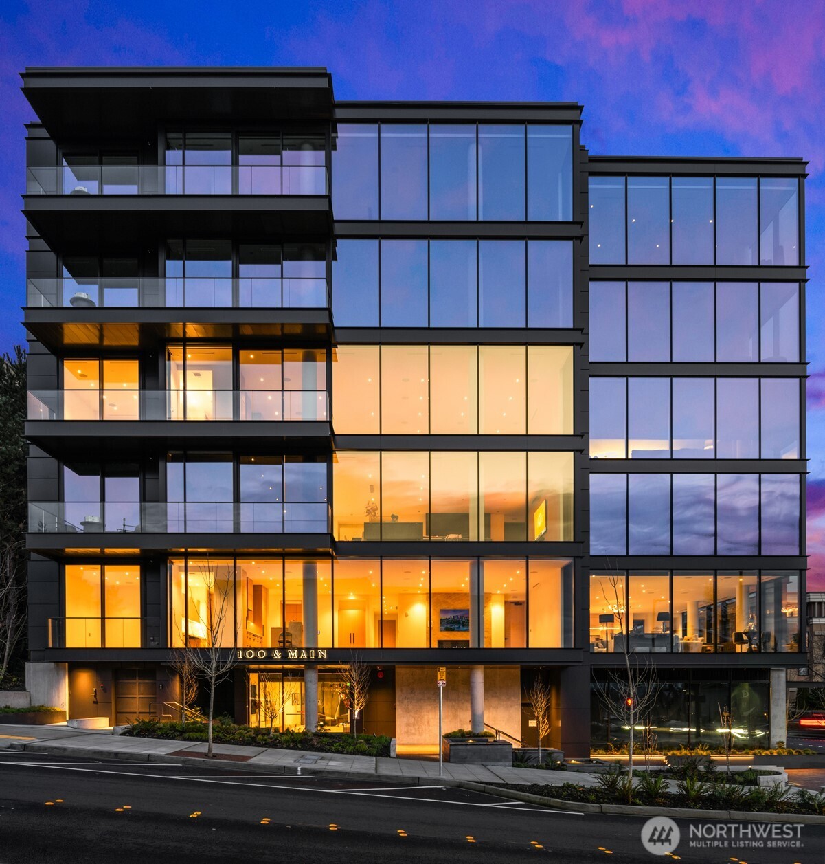 8 100th Avenue #401