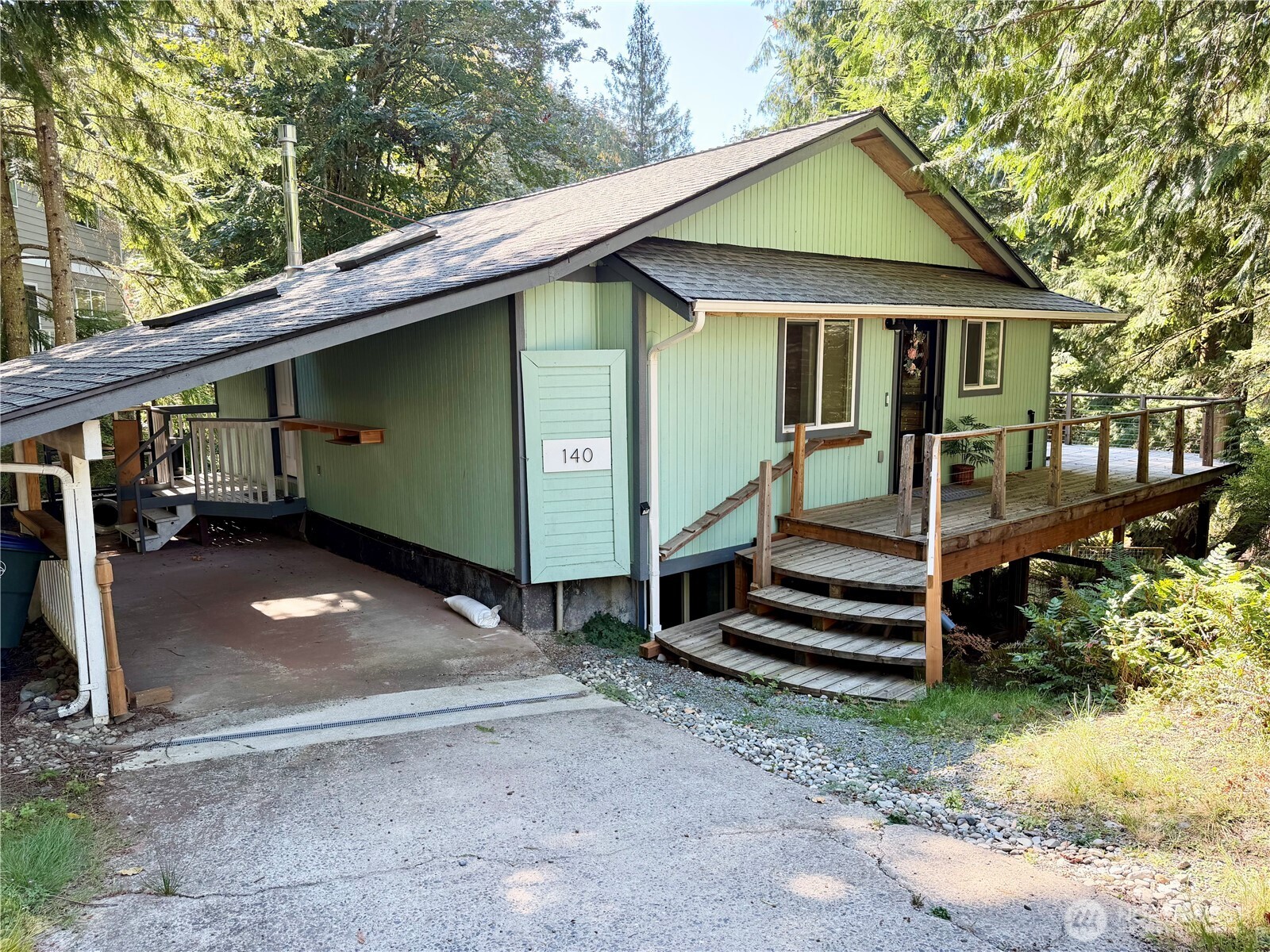 140 Windward Drive