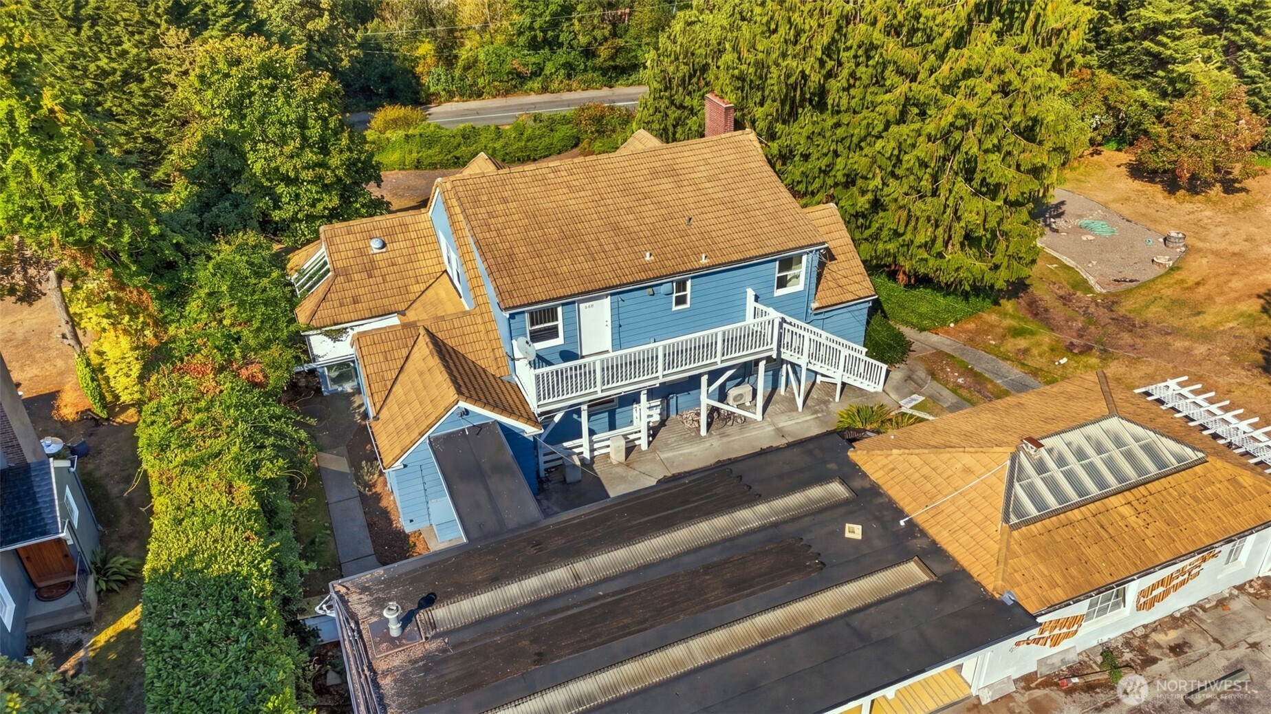 912 S Magnolia Lane