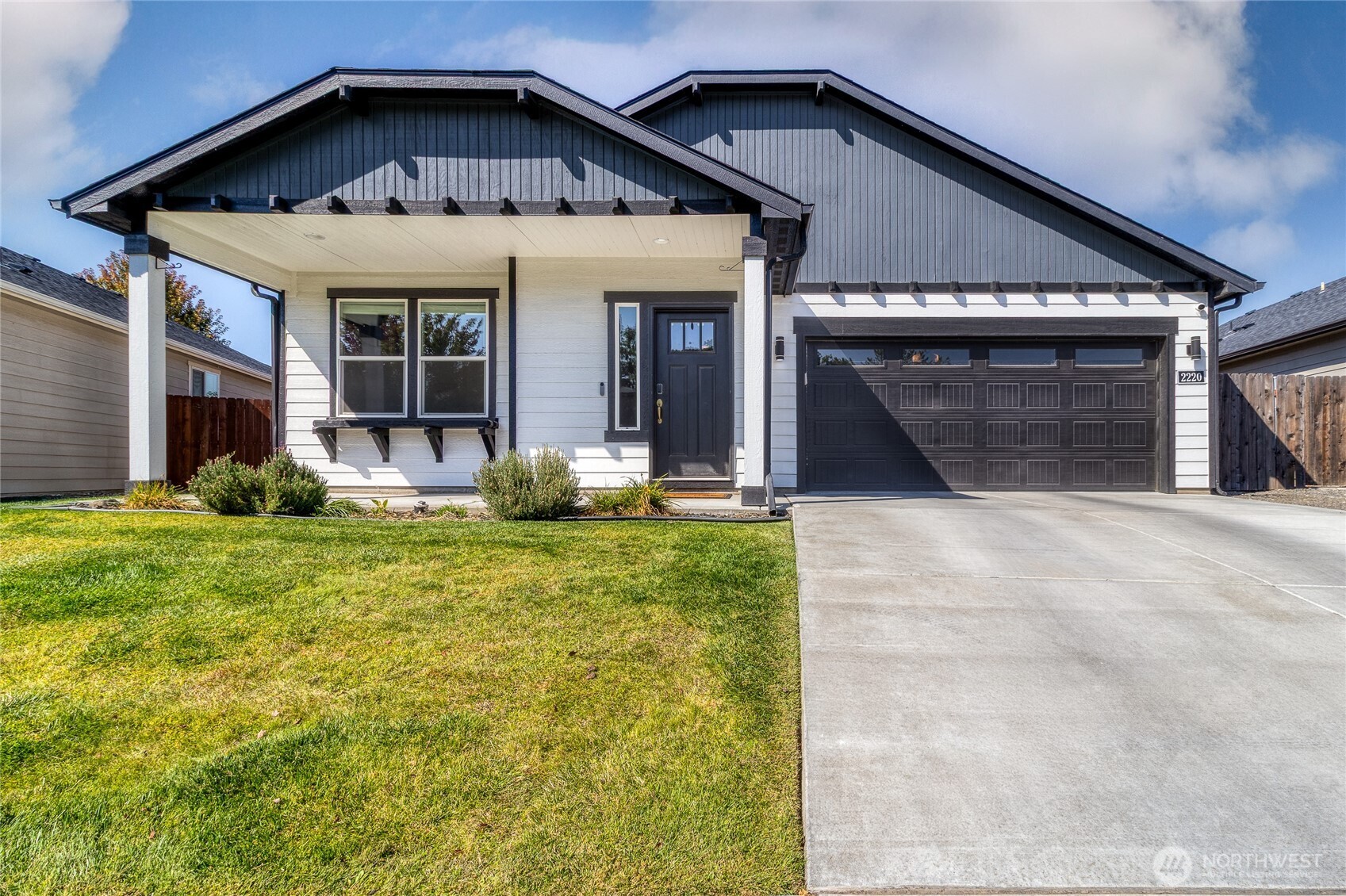 2220 Leonard Drive