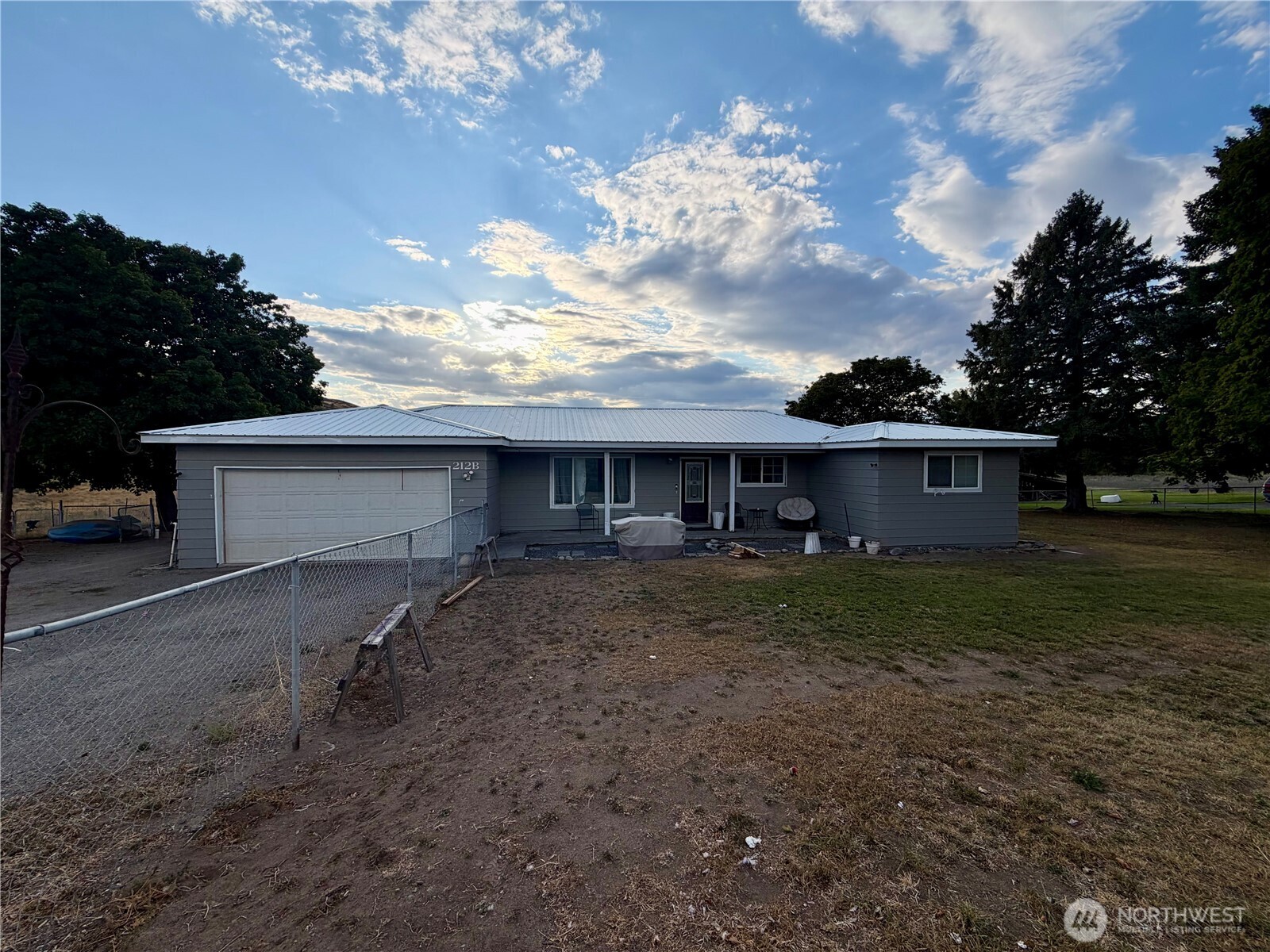 212 b Nichols Road