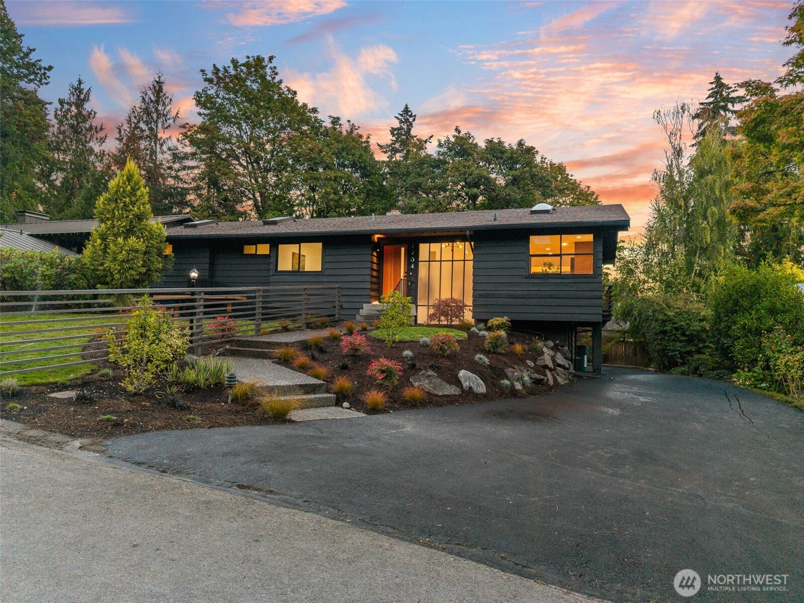 4234 89th Street