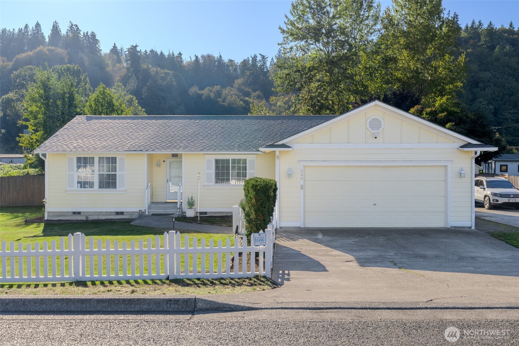 559 Algona Boulevard
