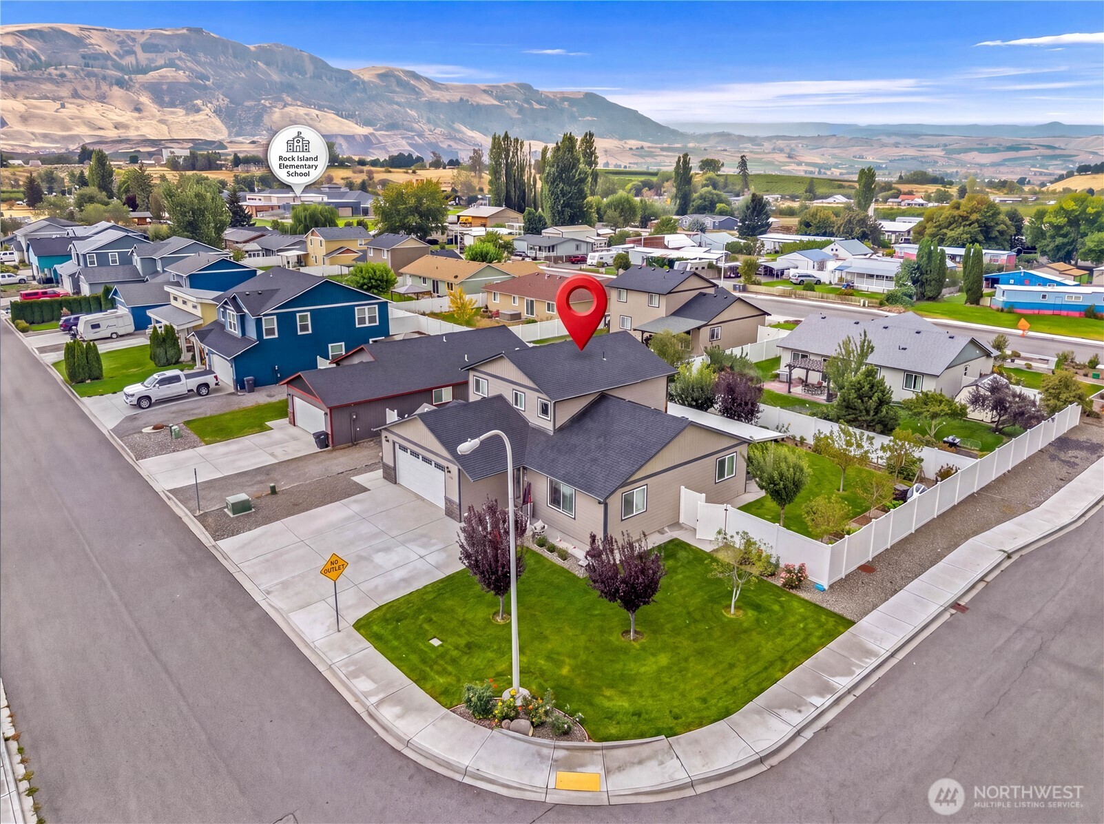 1412 Denny Place