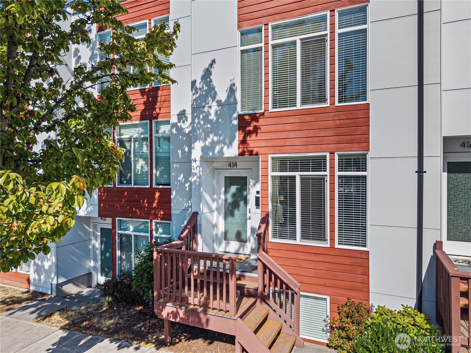 414 73rd Street