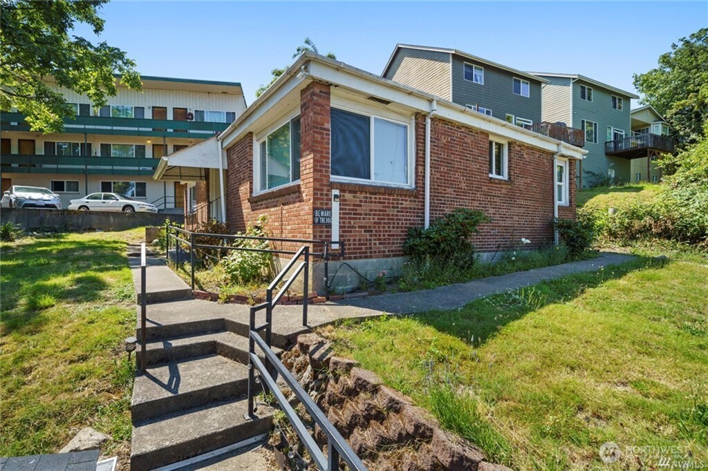 125 Hayes Place #1 & 2
