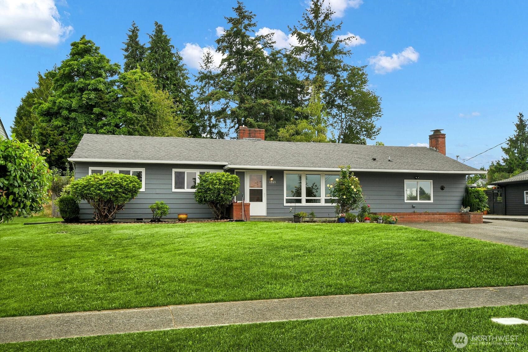 1321 Skyline Drive