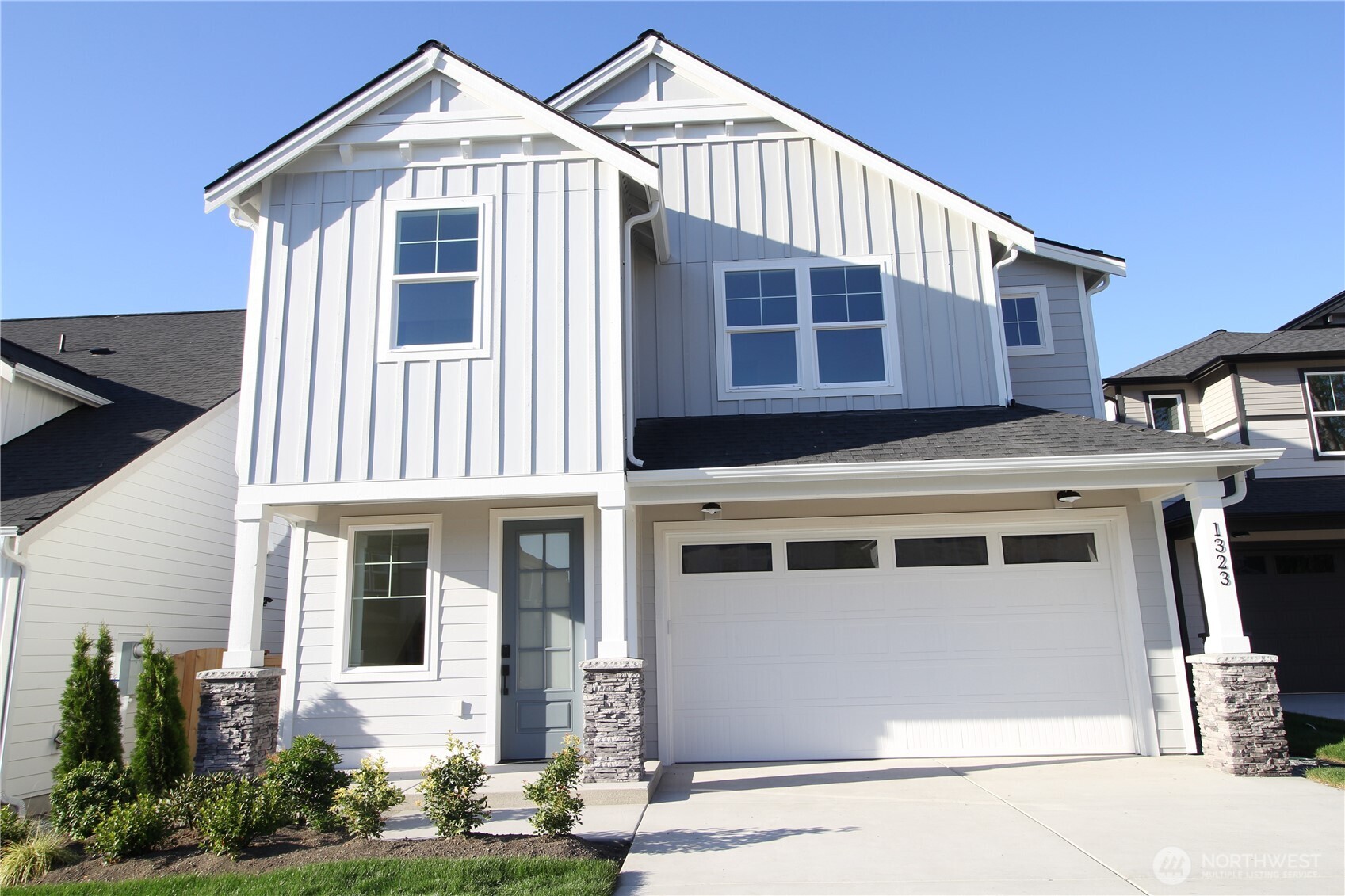 1323 Ave A