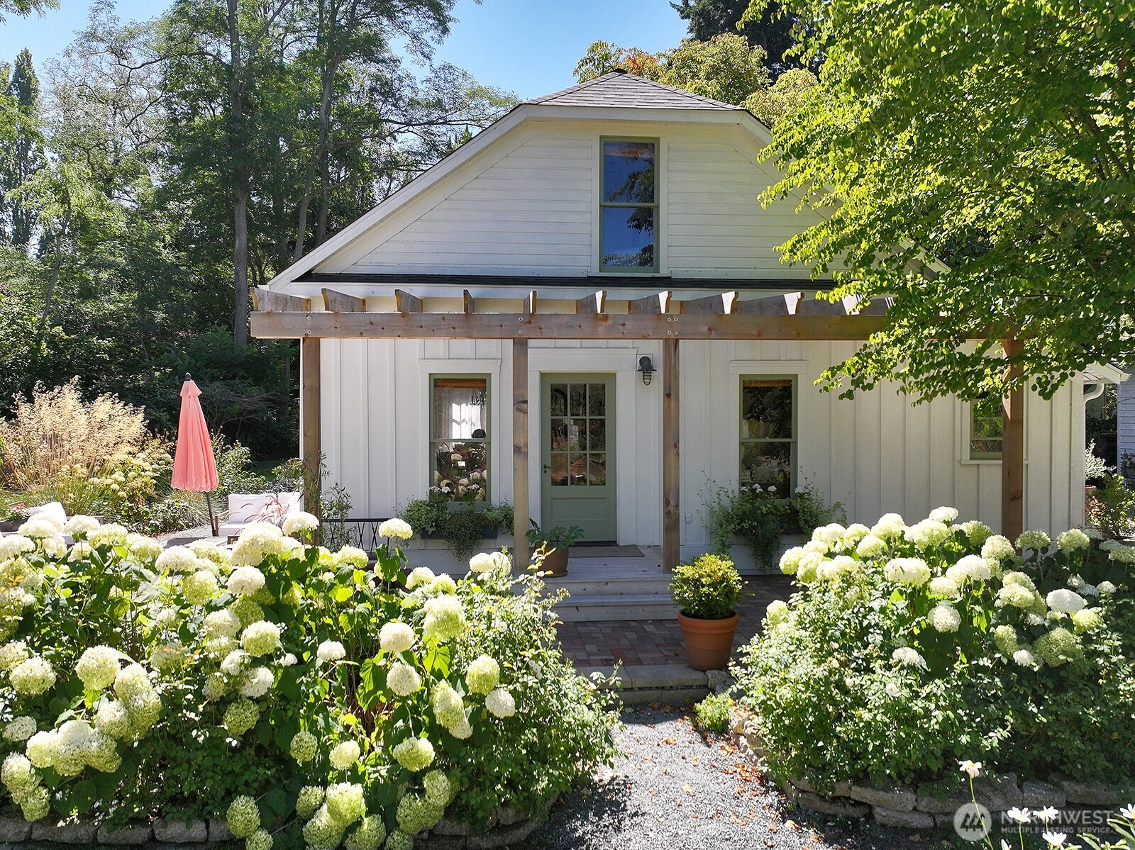 847 Saratoga Road