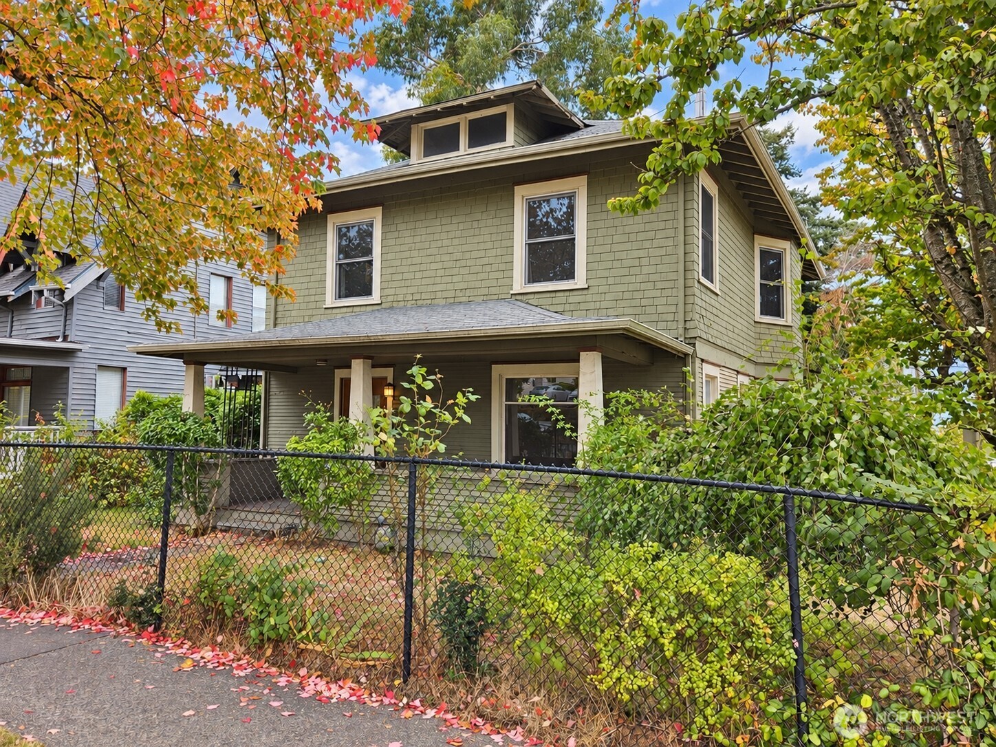 1423 Yakima Avenue