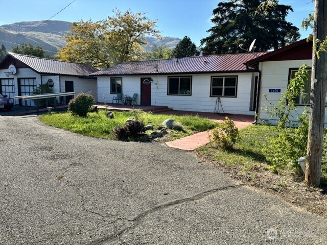 1601 Kernan Road