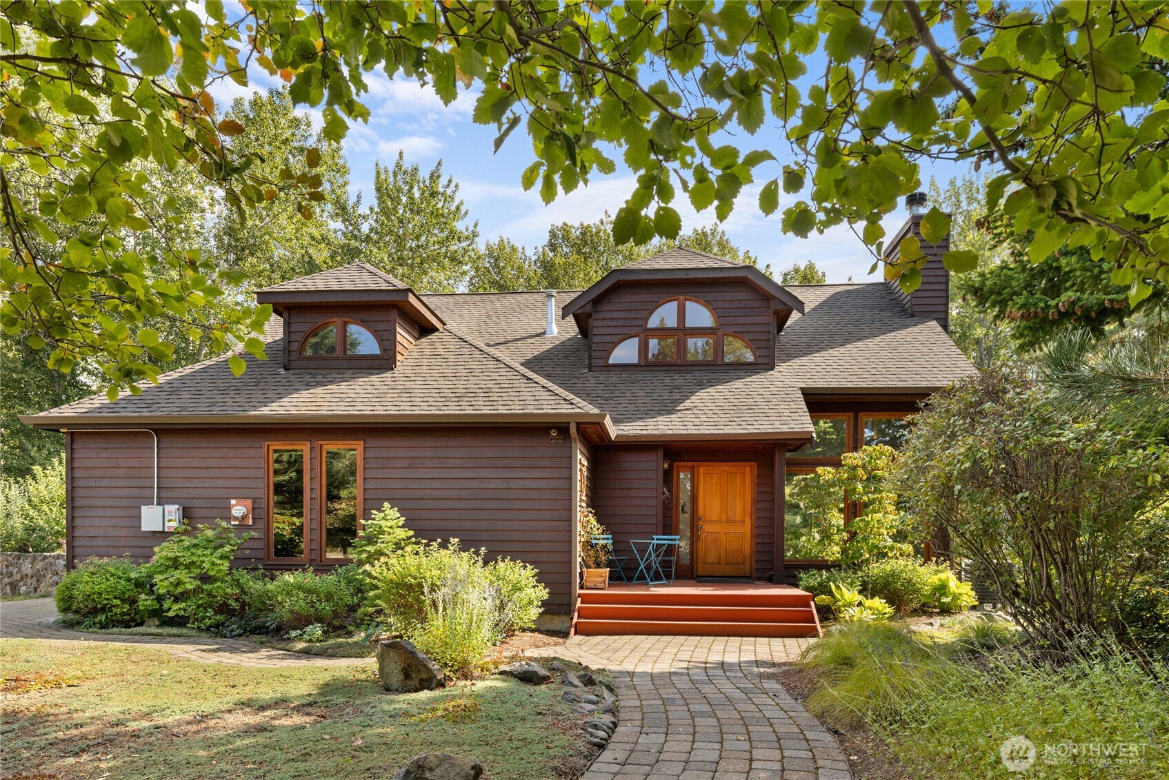 71 Cove Lane