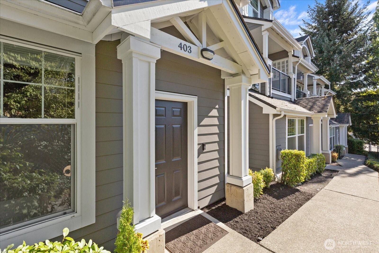 16125 Juanita Woodinville Way #403