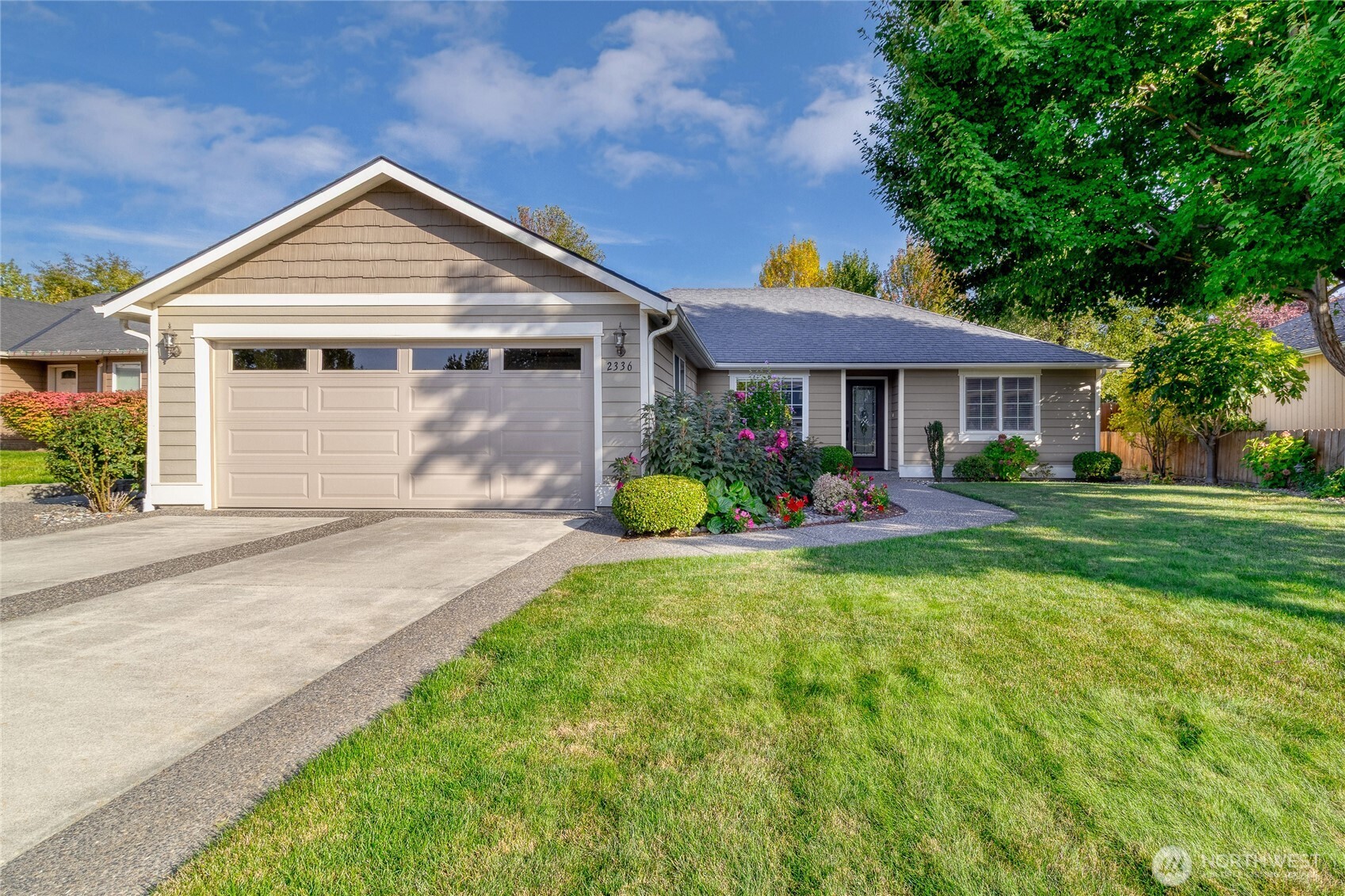 2336 Hawk Drive