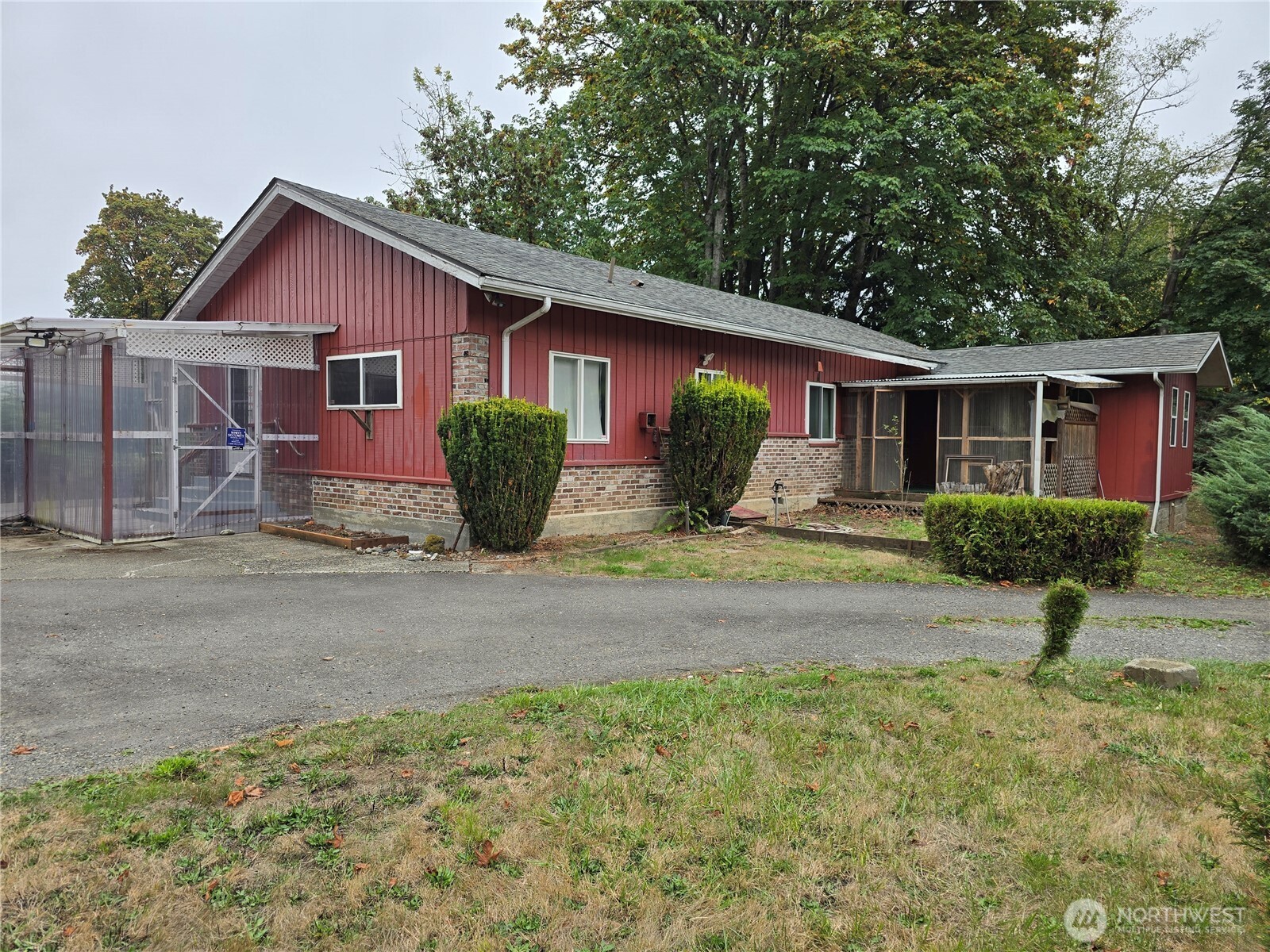 1519 Cooks Hill