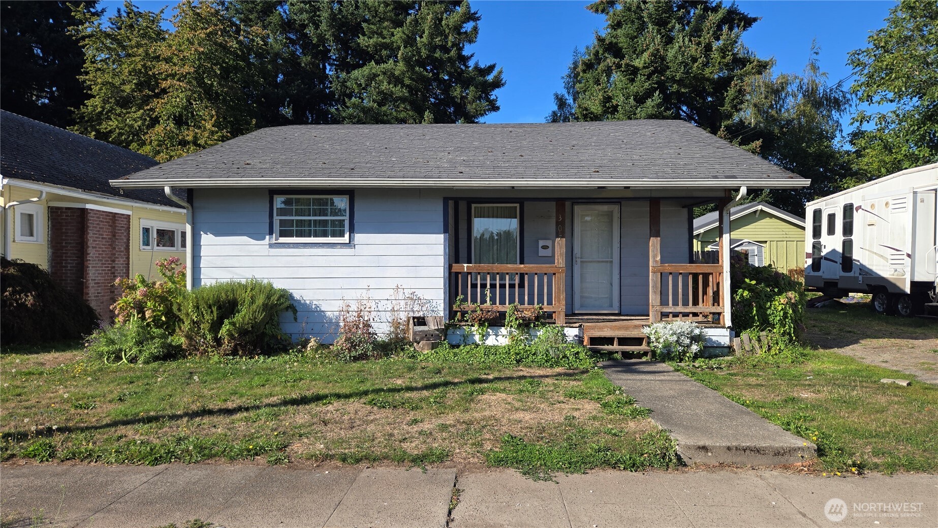 307 Summa Street