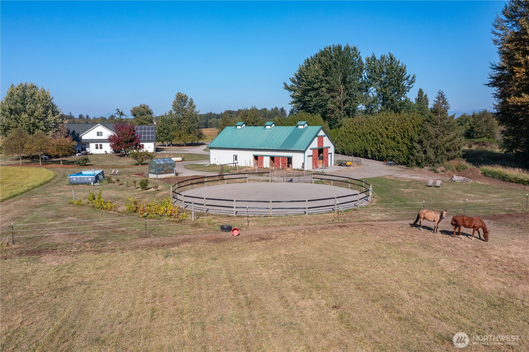 2693 Lindsay Rd