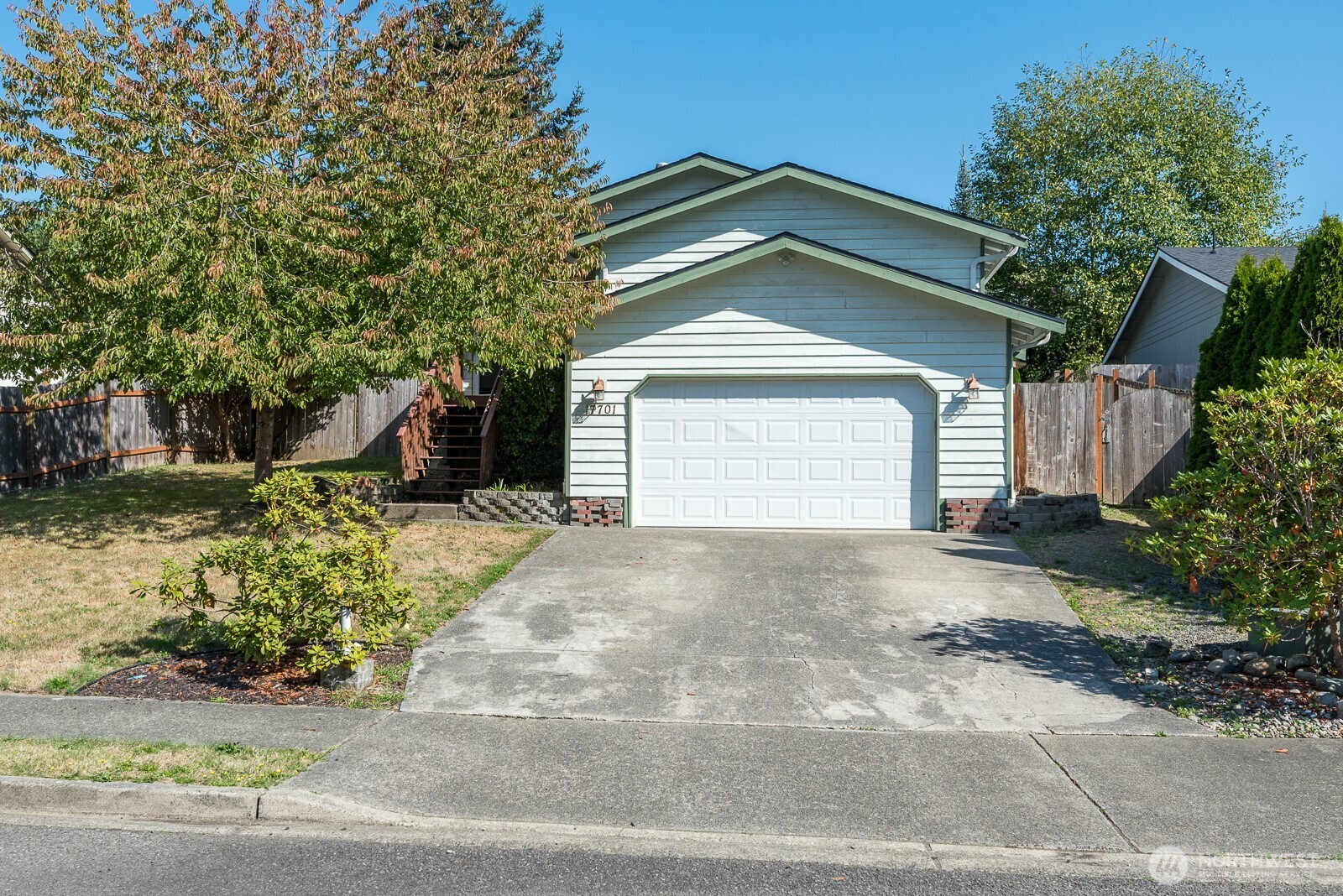 17701 Hillside Court