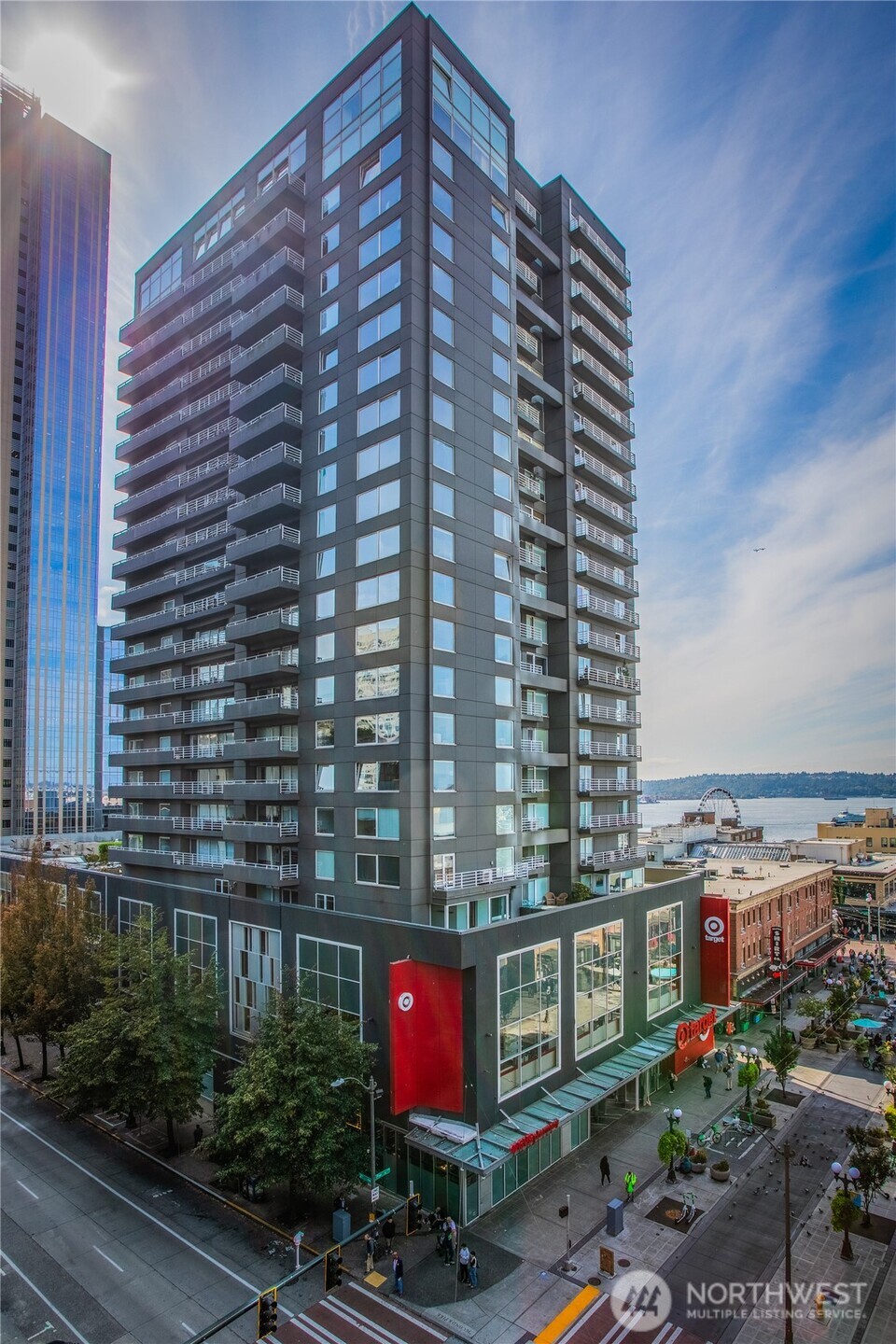 1415 2nd Avenue #1009