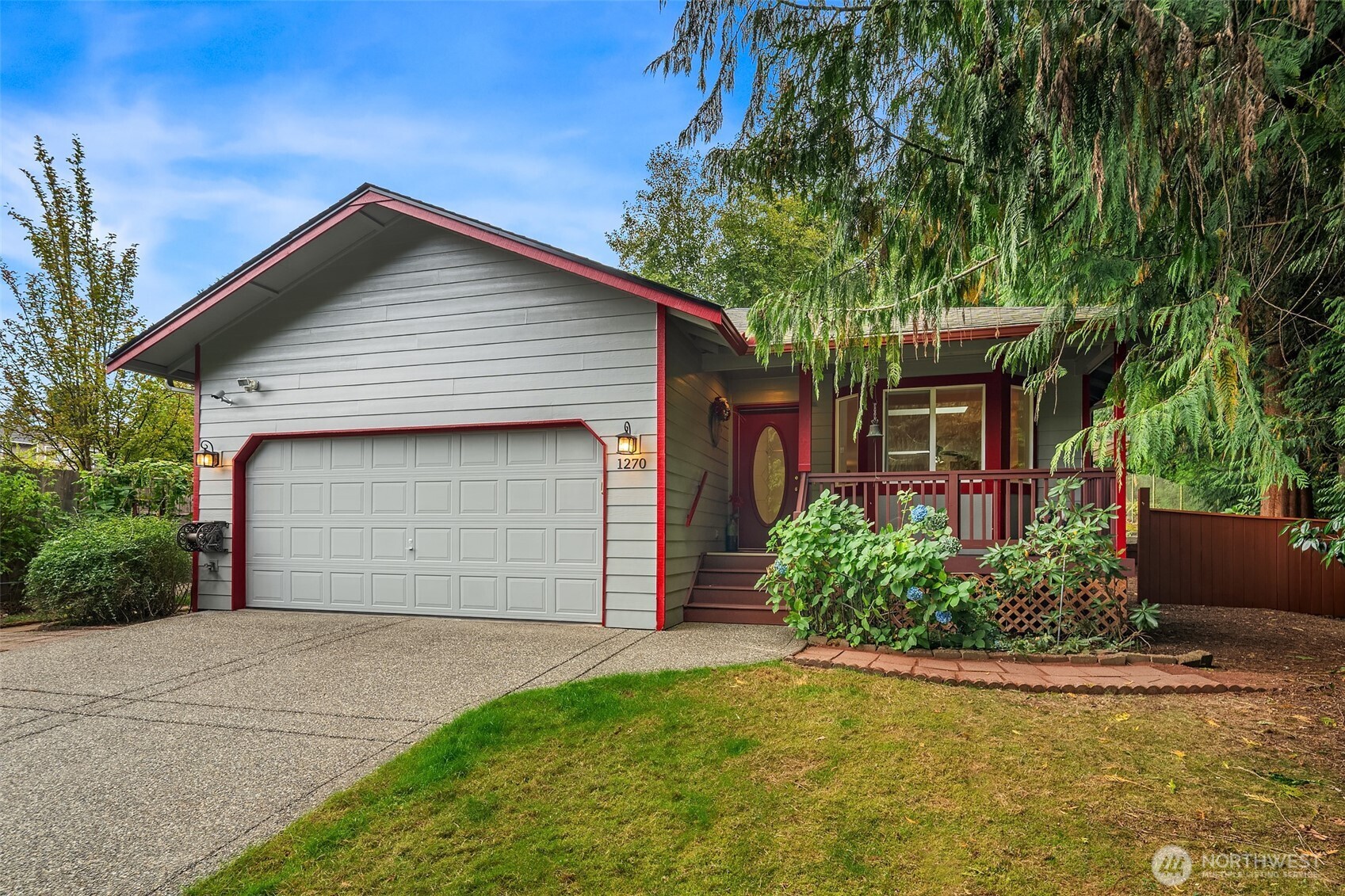1270 Gilmax Lane