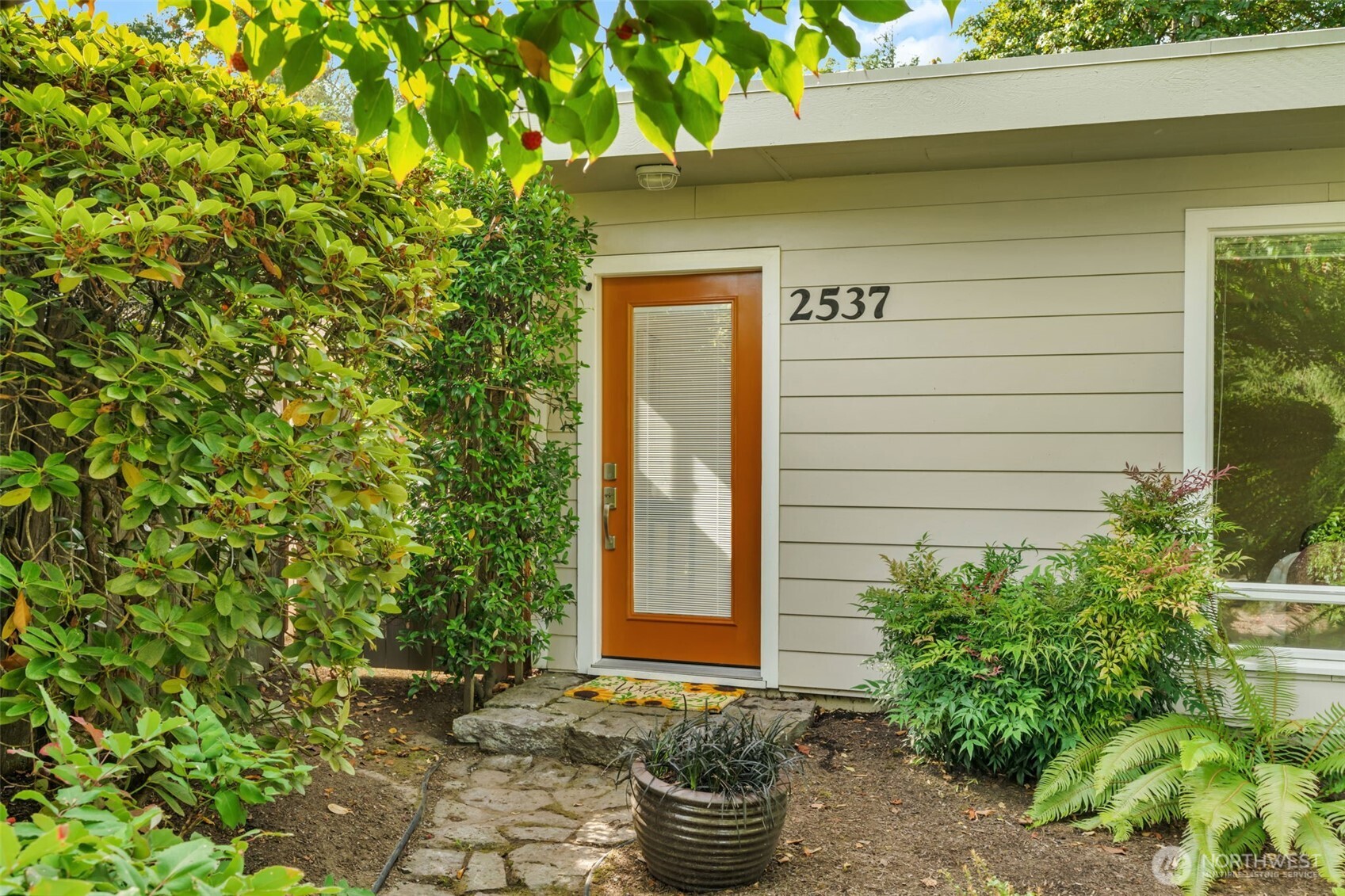 2537 97th Street