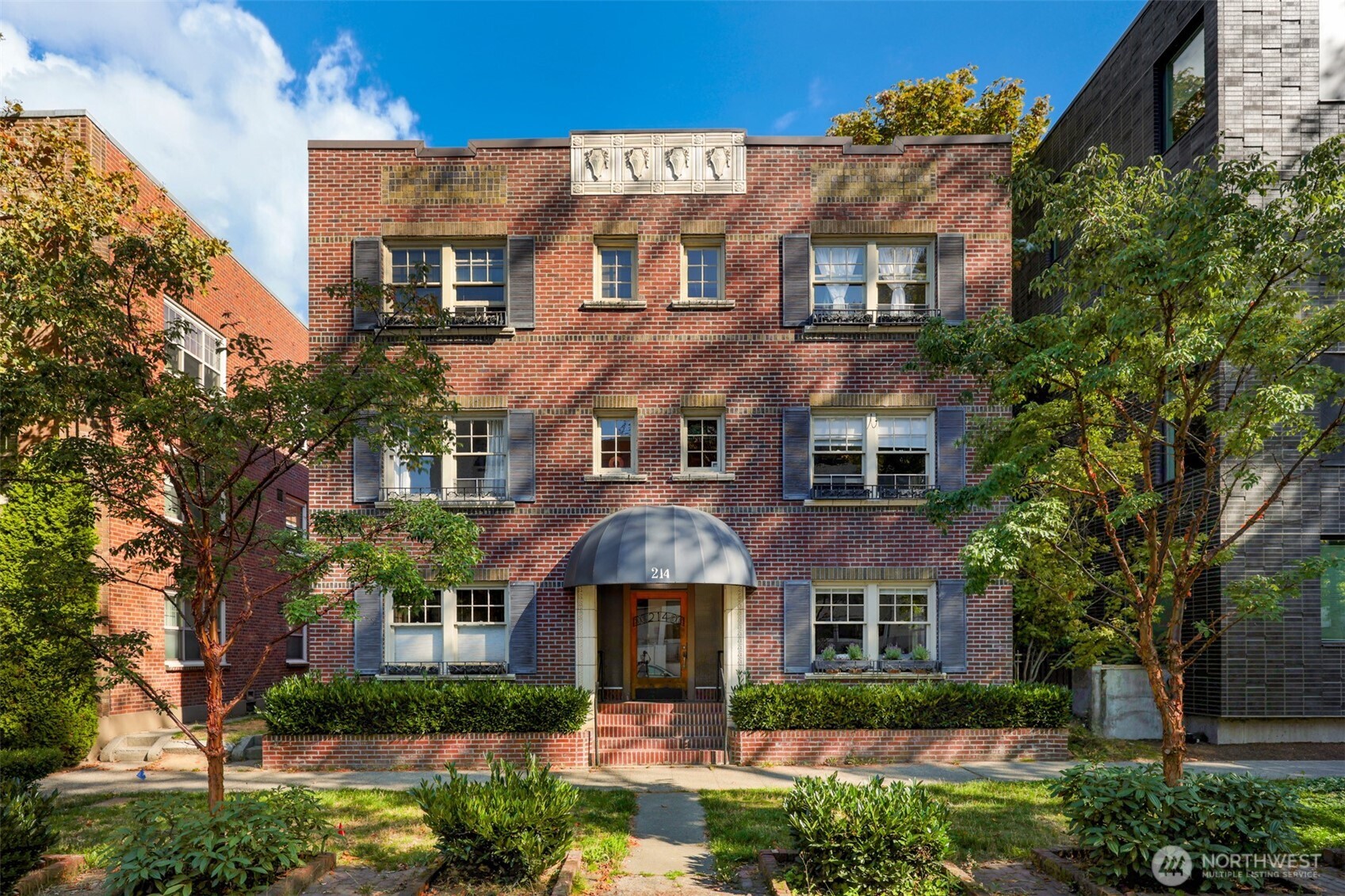 214 16th Avenue #102