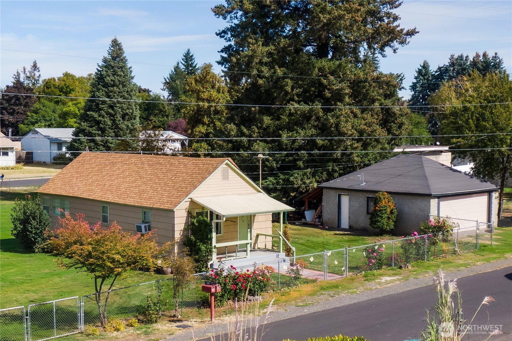 1849 Delmont Street