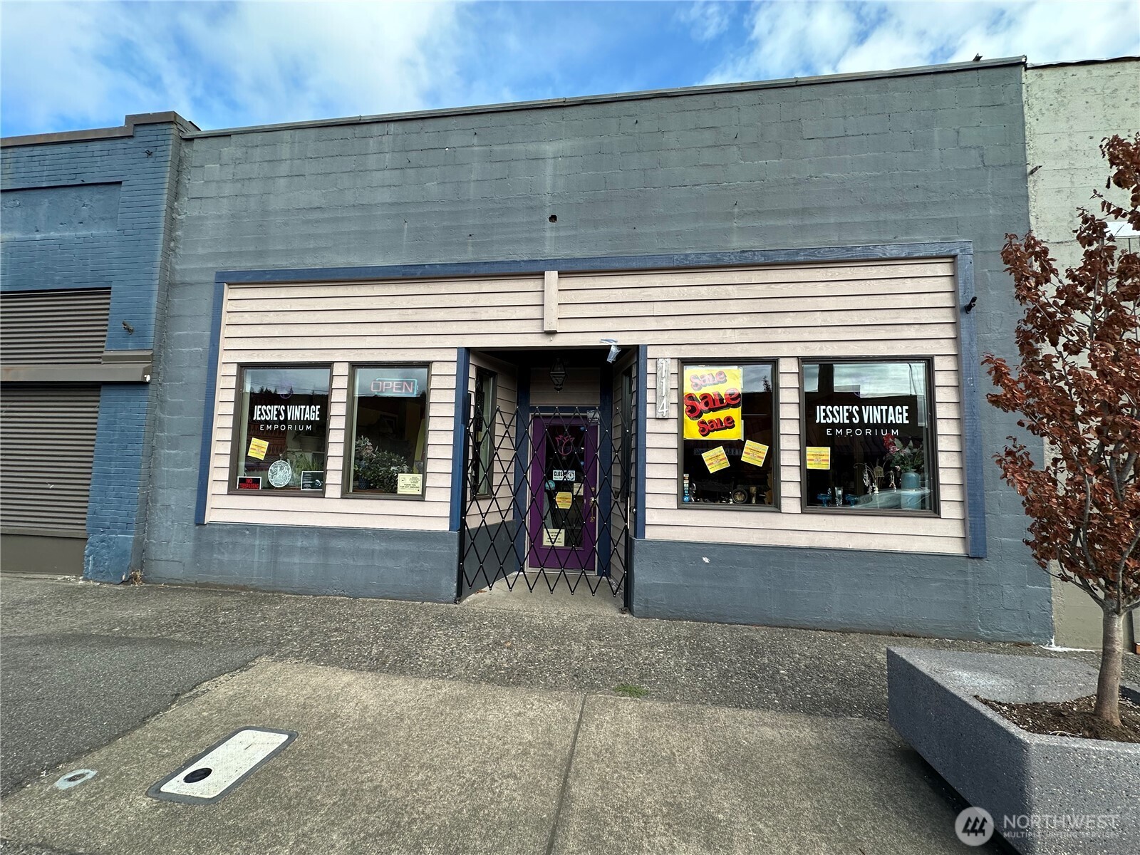 114 Cota Street