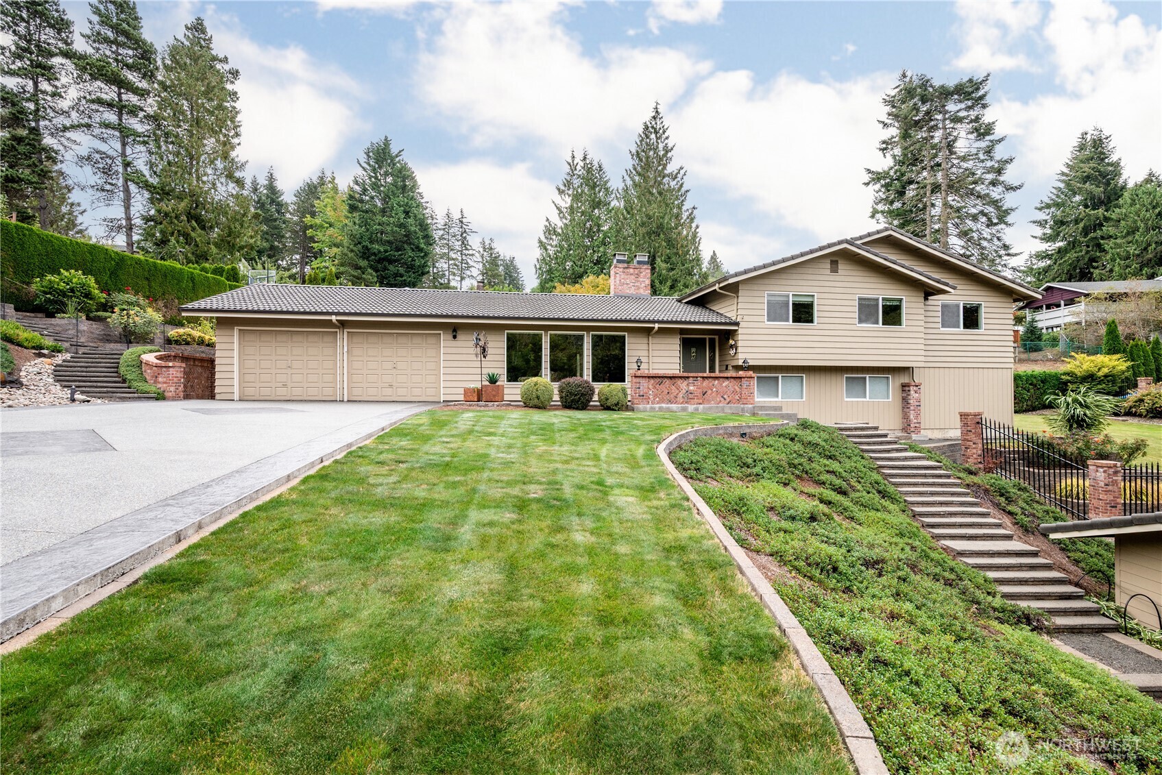 2454 Archwood Drive